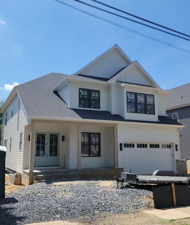 2nd image of 4628 3rd St S