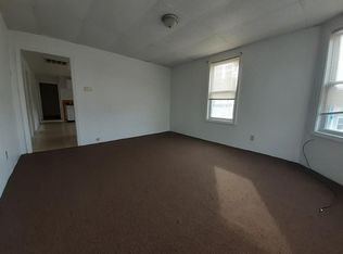 8 E Kendall St APT 3, Worcester, MA 01605