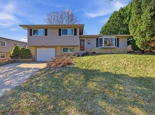 7207 Fortune Drive, Middleton, WI 53562