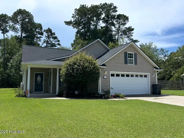105 Lantana Ln, Hampstead, NC 28443