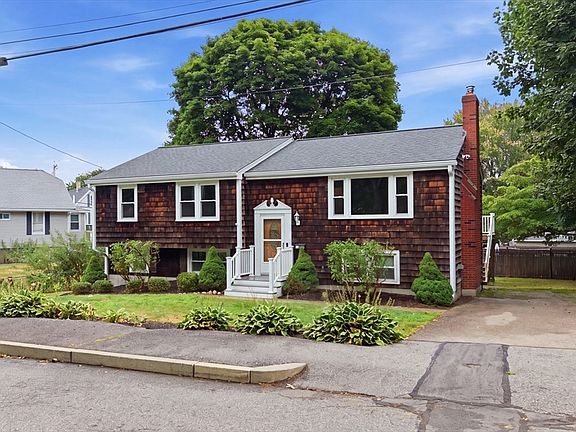 2nd image of 203 Hobart St