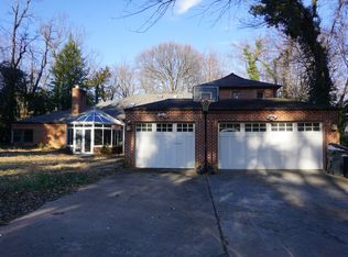 6024 Munson Hill Rd, Falls Church, VA 22041
