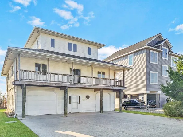 37424 Bayside Dr, Greenbackville, VA 23356