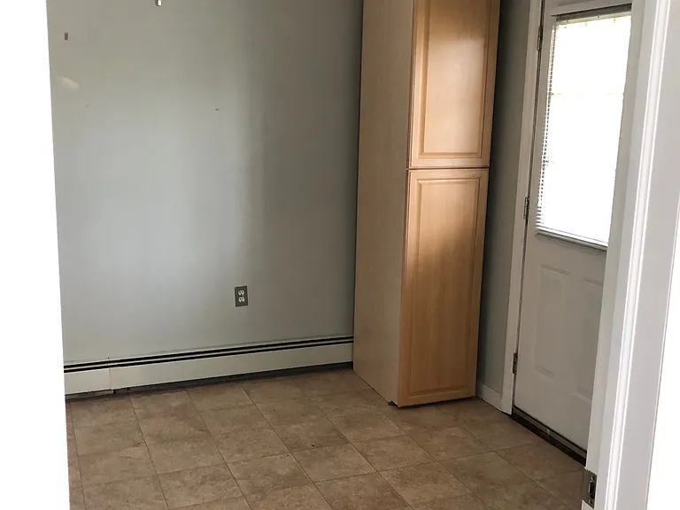 laundry room view 2