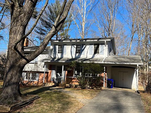 2nd image of 13719 Drake Dr