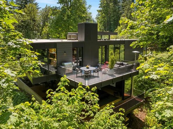 432 NW Royal Blvd, Portland, OR 97210