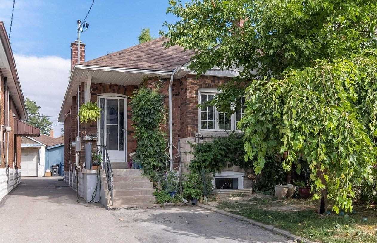 110 Livingstone Ave, York, ON M6E 2L8 | Zillow