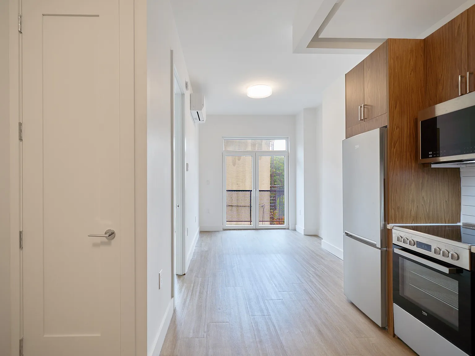 531 Myrtle Avenue — Photo 2