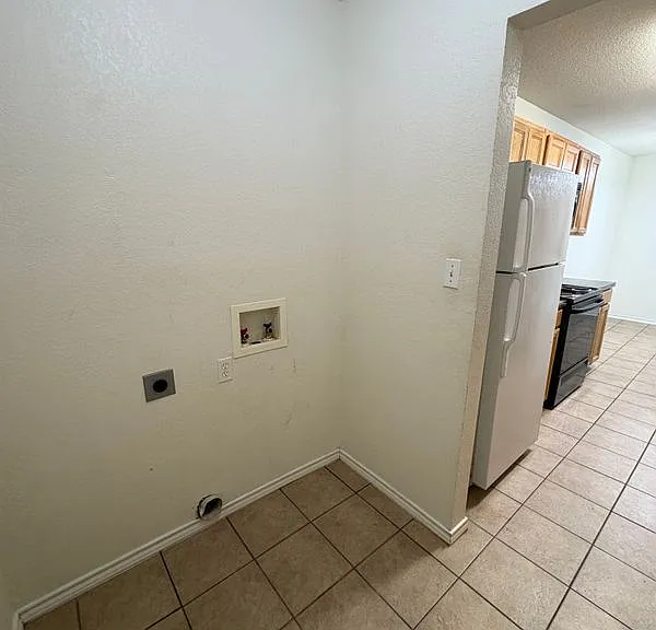 8128 Doreen Ave — Photo 8