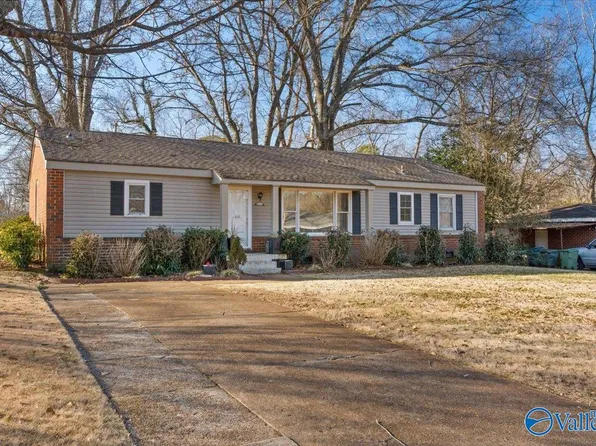 2109 Barrywood Rd NW, Huntsville, AL 35810