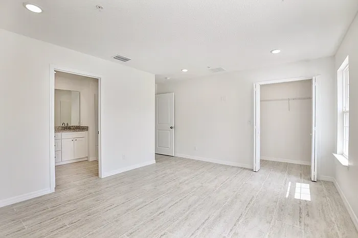 1701 E Orange Ave #U-303 — Photo 12