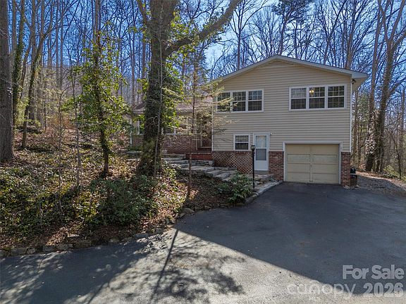 2nd image of 3 Country Rd