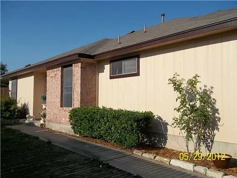 17338 Tobermory Dr — Photo 8