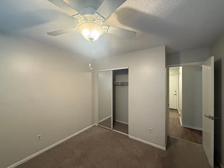 3720 West 32nd Street — Photo 15
