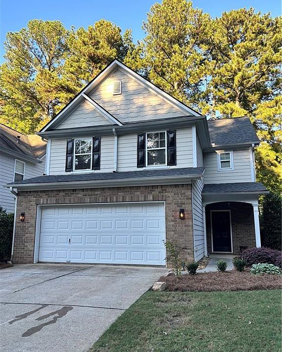1st image of 100 Creekwood Trl
