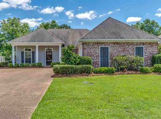 123 Susan Ln, Brandon, MS 39042