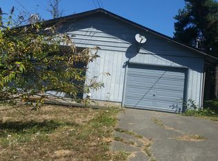 1125 Maple St, Myrtle Point, OR 97458