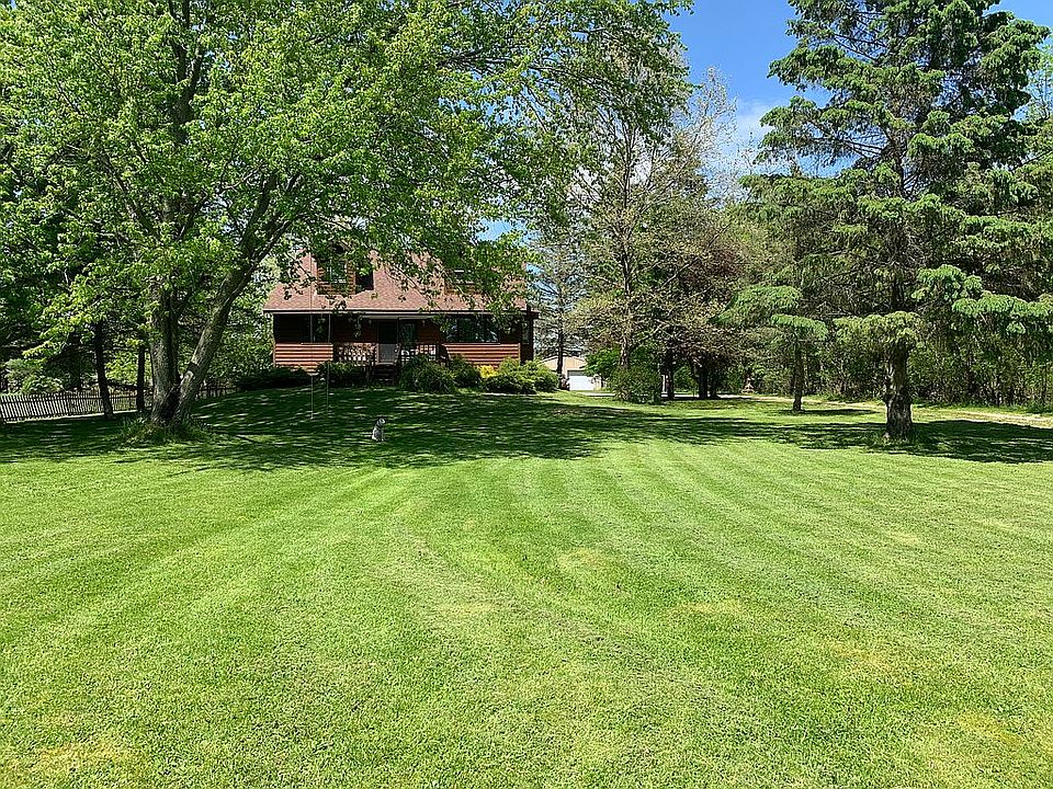 1st image of 1339 W Lake Dr