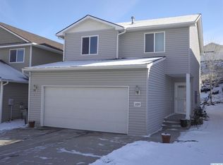 1095 SW Lost Trail Dr, Pullman, WA 99163