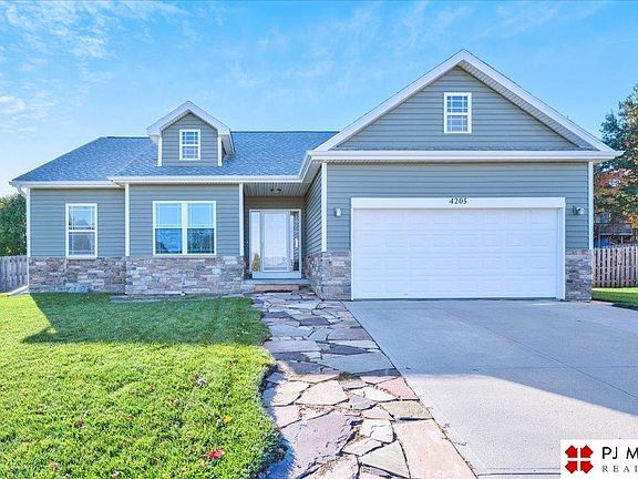 2nd image of 4205 Edgerton Dr