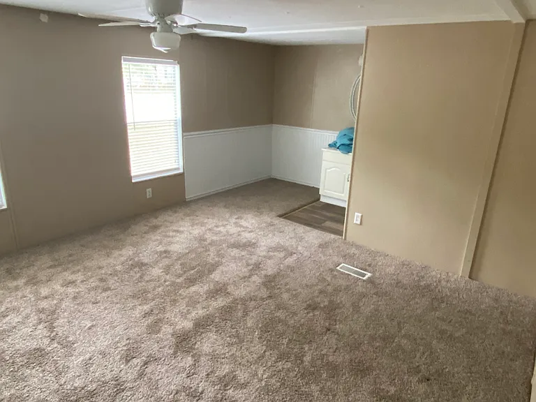202 Live Oak Dr — Photo 6