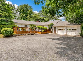 3 South Run, Cold Spring Harbor, NY 11724