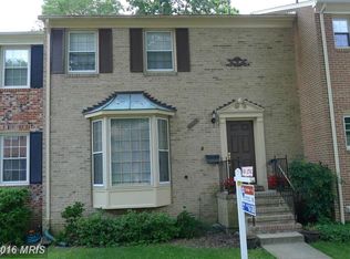 9512 Hunt Square Ct, Springfield, VA 22153