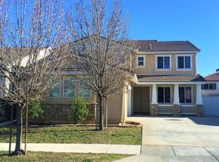 4555 Pine White Rd, Hemet, CA 92545