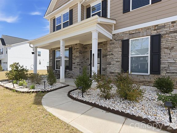 5th image of 1136 Ashe Meadow Dr