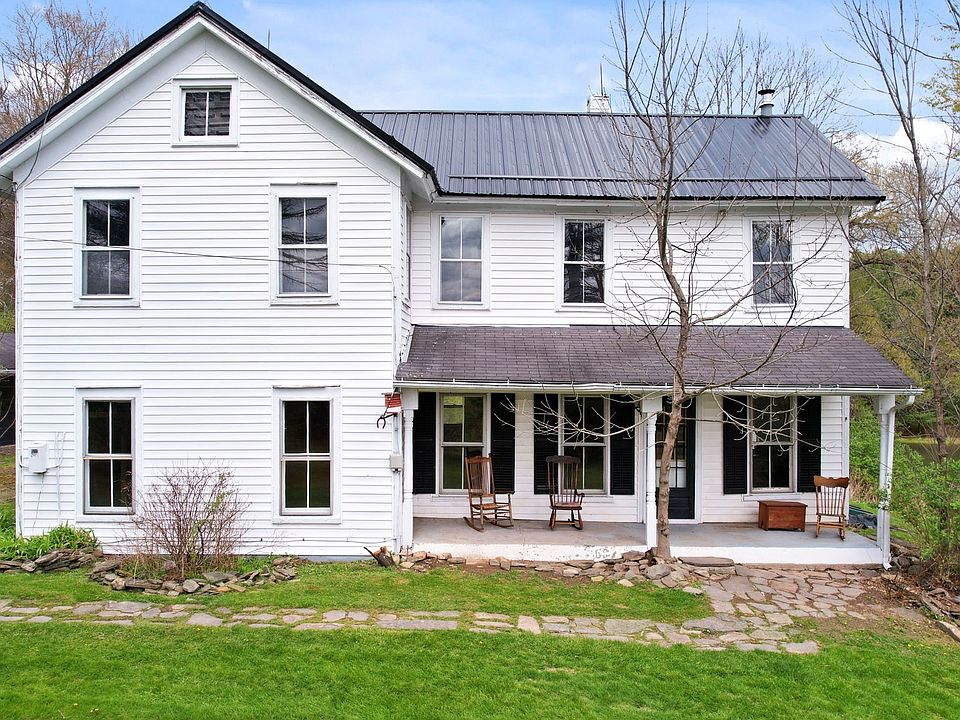 1st image of 301 Stone Hill Rd