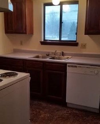 2nd image of 6560 Fairlane Dr APT 2