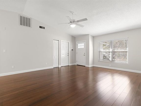 5th image of 3309 W NAPOLEON AVENUE