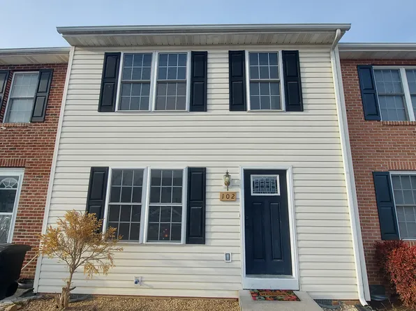 102 Kadies Ln, Edinburg, VA 22824