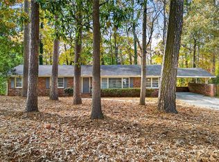 5820 Greenbrier Rd, Sandy Springs, GA 30328