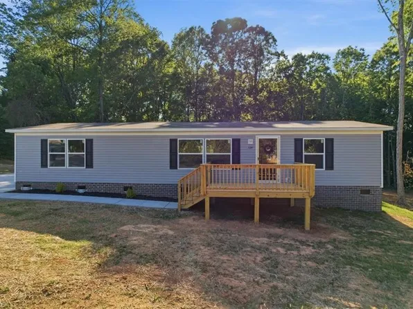124 Kameron Ct, Madison, NC 27025