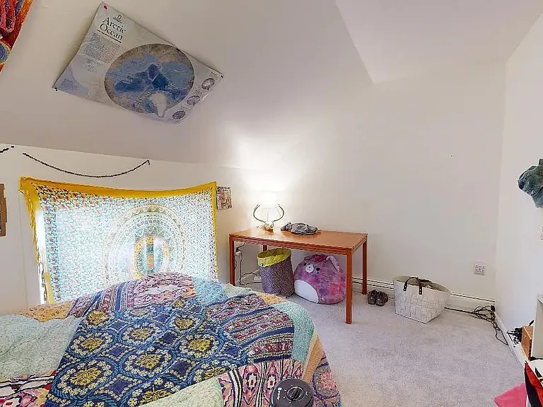 21 Hyde St #4 — Photo 4