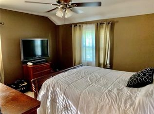 21218 Hillgrove Ave, Maple Heights, OH 44137