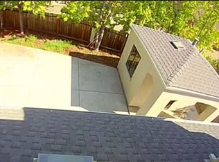 2811 Middlefield Rd, Palo Alto, CA 94306