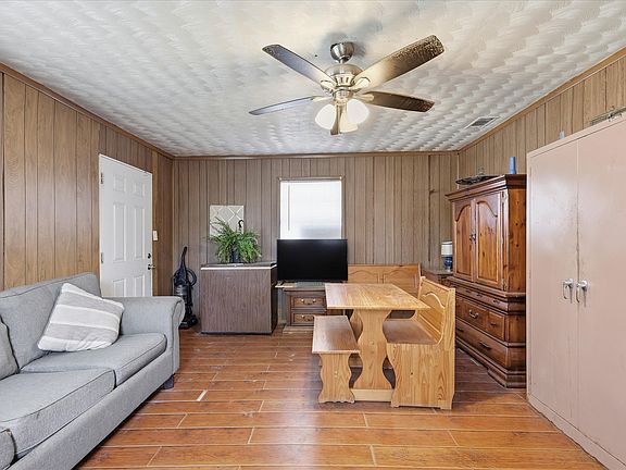 5th image of 6807 Prosper St