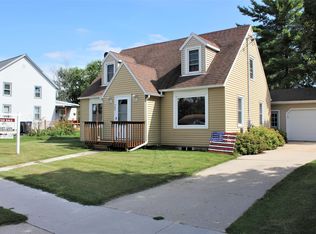 503 Madison Ave, Cascade, WI 53011