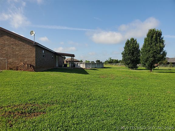 3rd image of 164 Timothy Ln