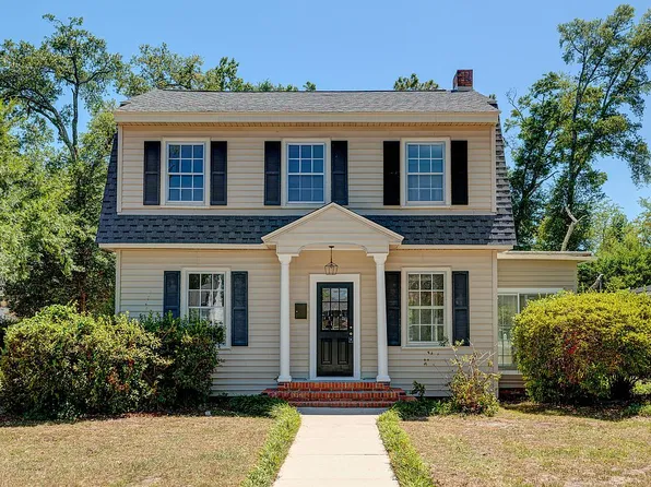 2410 Mimosa Pl, Wilmington, NC 28403