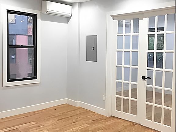 2nd image of 223 Halsey St #2D