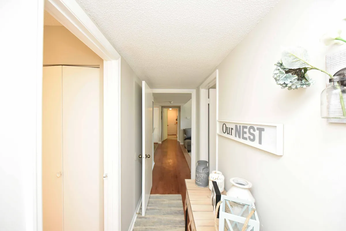 Entry Way - British Woods