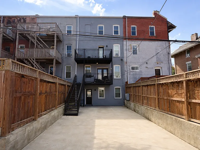 727 Quebec Pl NW — Photo 52