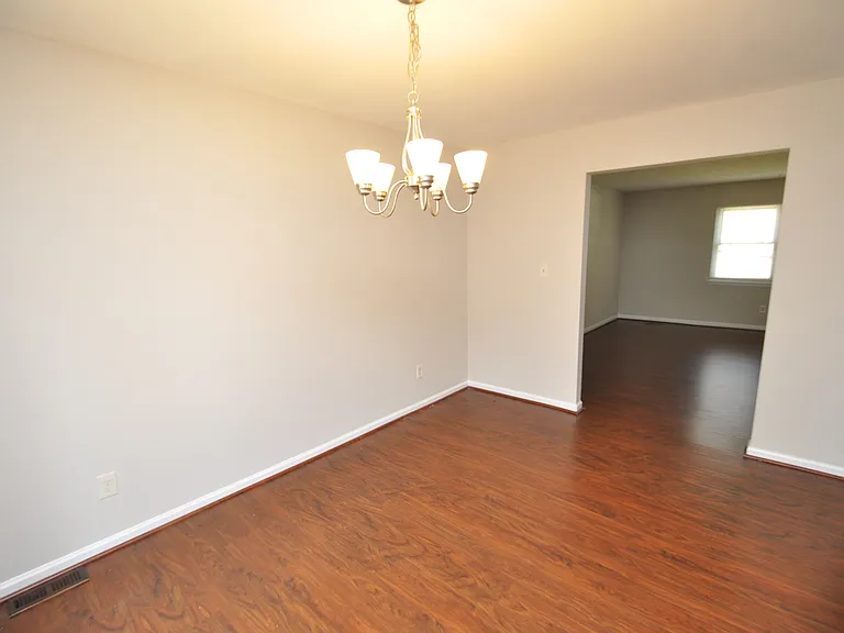 109 Misty Ct — Photo 12