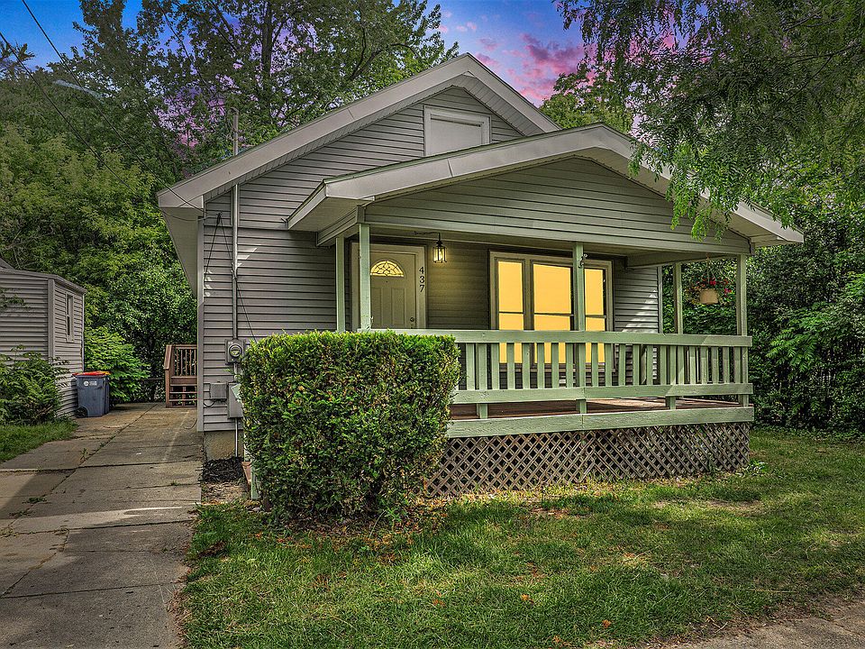 1st image of 437 Leonard St NE
