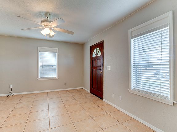 4th image of 331 Williams Ave