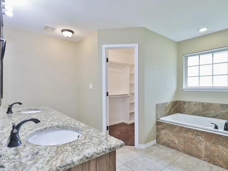 1234 Briar Cliff Path — Photo 14