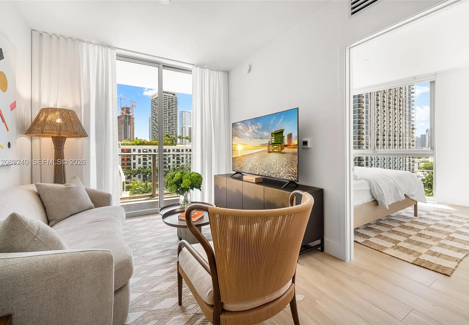 2 bed, 2.0 bath, 1100 sqft, $6,900 — Photo 1